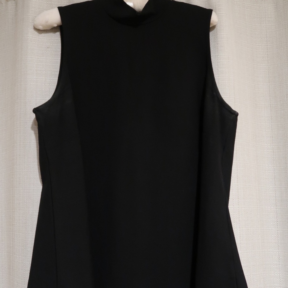 Bobeau black mock neck tank top